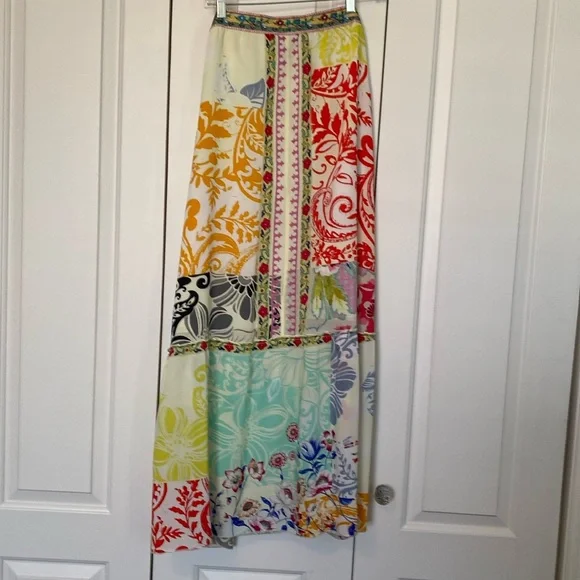 Johnny was silk floral scarf print lined maxi skirt. Size XL - Picture 1 of 3